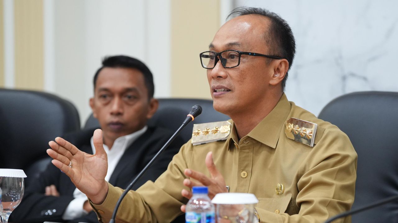 Pj Gubernur Sulsel Zudan Minta Dukungan DPRD Agar Tak Ada Lagi Utang Tertunda hingga 2025