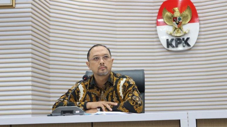 KPK Tahan Anggota DPRD Kota Bandung Yudi Cahyadi Kasus Korupsi Pengadaan CCTV Program Smart City