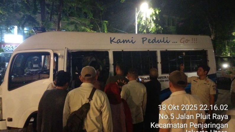 Tiga PSK Kena Razia di Gang Royal Penjaringan, Ngaku Hanya Jual Kopi ke Petugas