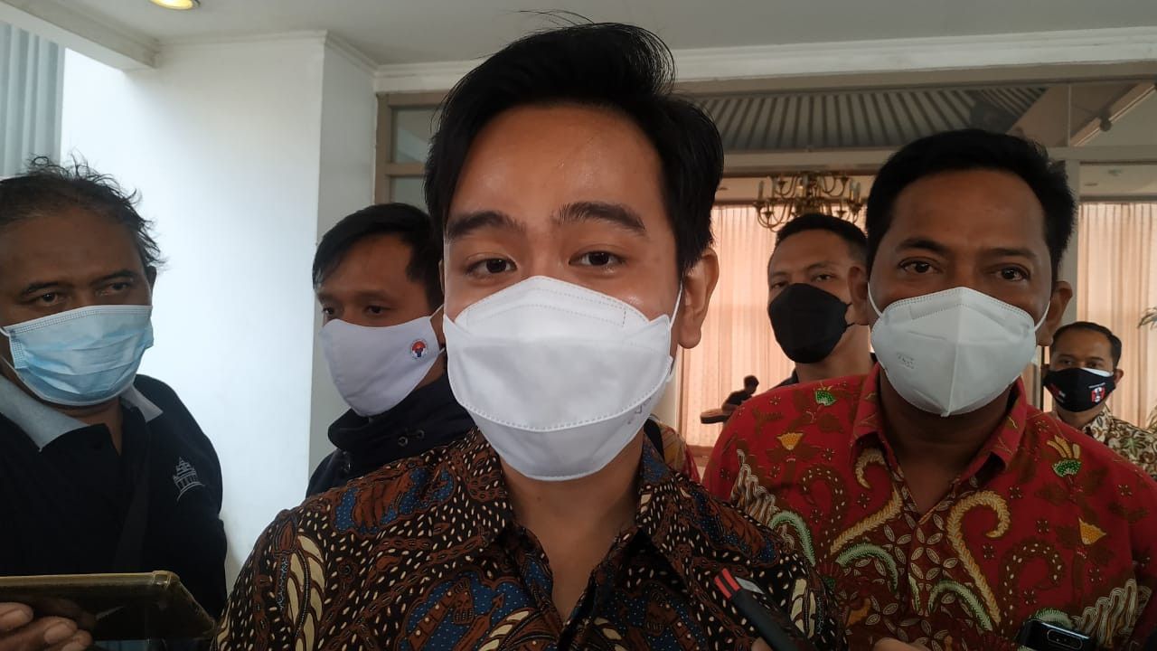 Aksi Gibran Puji Cara Anies Tangani Covid-19 di Jakarta: BOR Rendah, Positivity Rate Sangat Baik