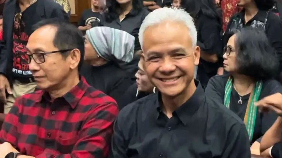Ganjar Pranowo Hadiri Sidang Hasto Kristiyanto PN Tipikor Jakarta:  Kami Beri Dukungan