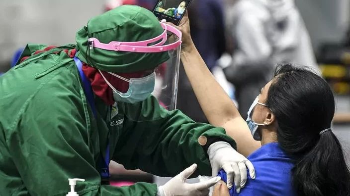 Tak Hanya untuk Mudik, Pemerintah Jadikan Vaksin Booster Syarat Nonton Pertandingan Olahraga