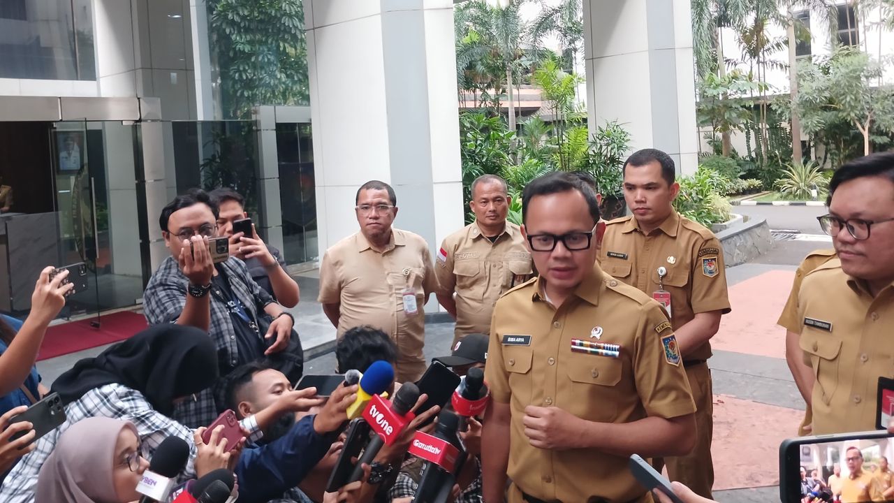 Wamendagri: Bupati Lucky Hakim Tidak Paham soal Cuti, Kepala Daerah Bukan Pekerjaan Paruh Waktu
