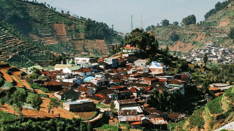 Pengembangan Infrastruktur untuk Meningkatkan Kualitas Pariwisata di Desa Tanjungsari