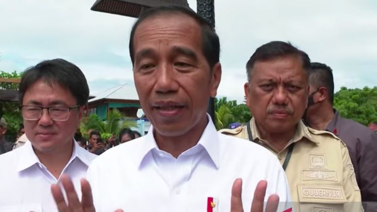 Jokowi Buka Suara soal Reshuffle, Siapa 'Terdepak?'