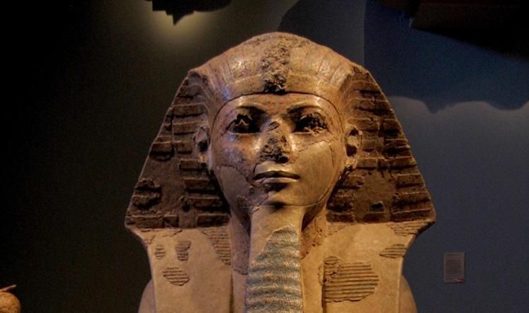 Kepala Sphinx Haphsethsut