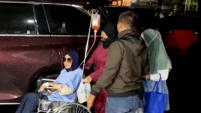 Penuhi Panggilan Polisi Pakai Kursi Roda, Doktif: Saya Capek dan Stres Banget