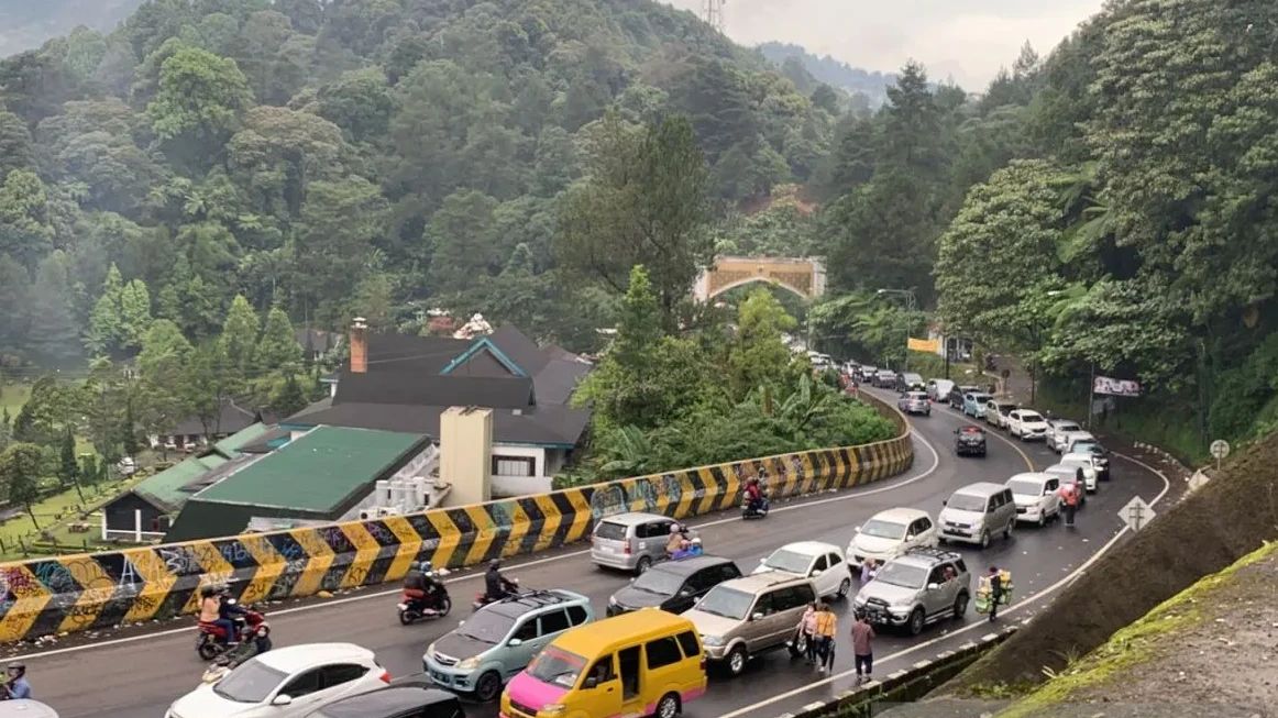Polres Bogor Berlakukan Kebijakan Tanpa Kendaraan di Puncak Bogor Saat Malam Tahun Baru