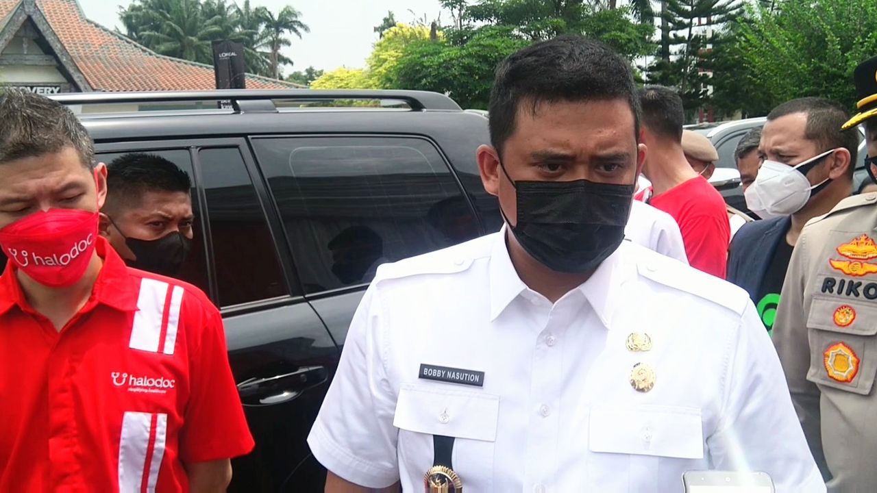 Bersebrangan dengan Gubsu Edy, Wali Kota Medan Bobby Nasution Sepakat dengan Nadiem: Bulan Juli Sekolah Tatap Muka