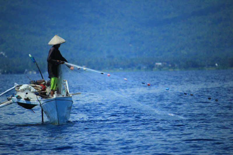 Nelayan Diminta Waspadai Gelombang Tinggi