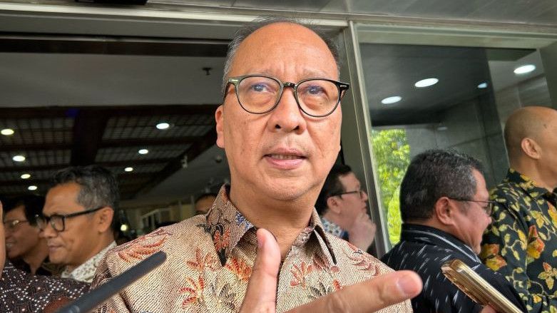 Menperin Sebut Apple Belum Ajukan Izin Penjualan iPhone 17