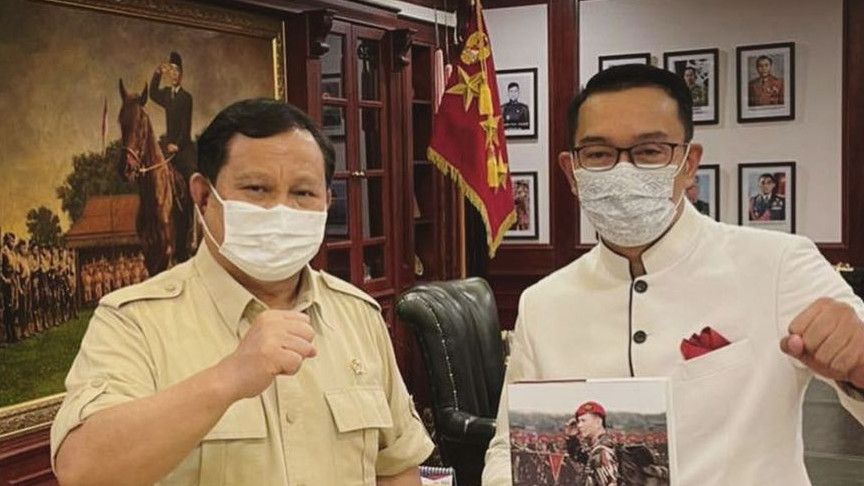 Survei Poltracking Indonesia: Elektabilitas Ridwan Kamil Bersaing Ketat dengan Sandiaga Uno untuk Posisi Cawapres
