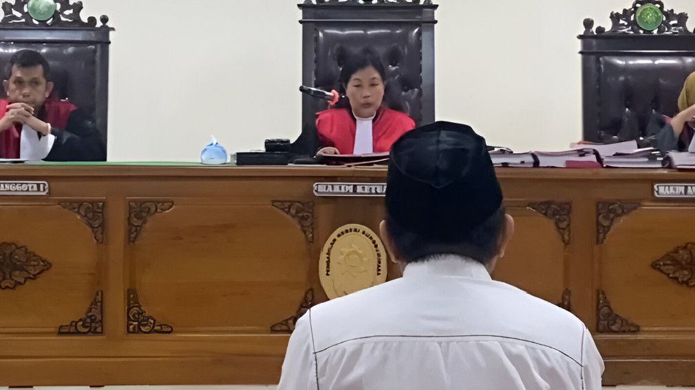 Mantan Kepala Perpus UIN Makassar Dituntut 8 Tahun Penjara di Kasus Uang Palsu