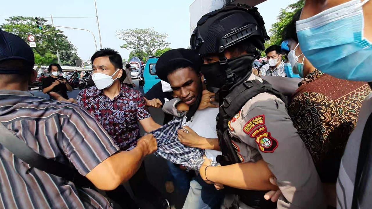 Update Demo Tolak PPKM di Jakarta Hari Ini: 6 Orang Diamankan Polisi