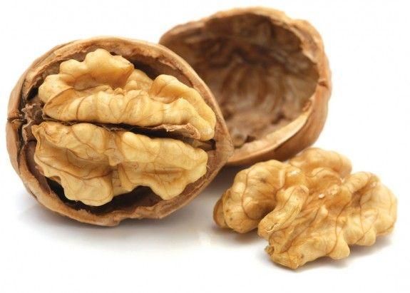 Walnut dan otak (Dok. Pinterest)