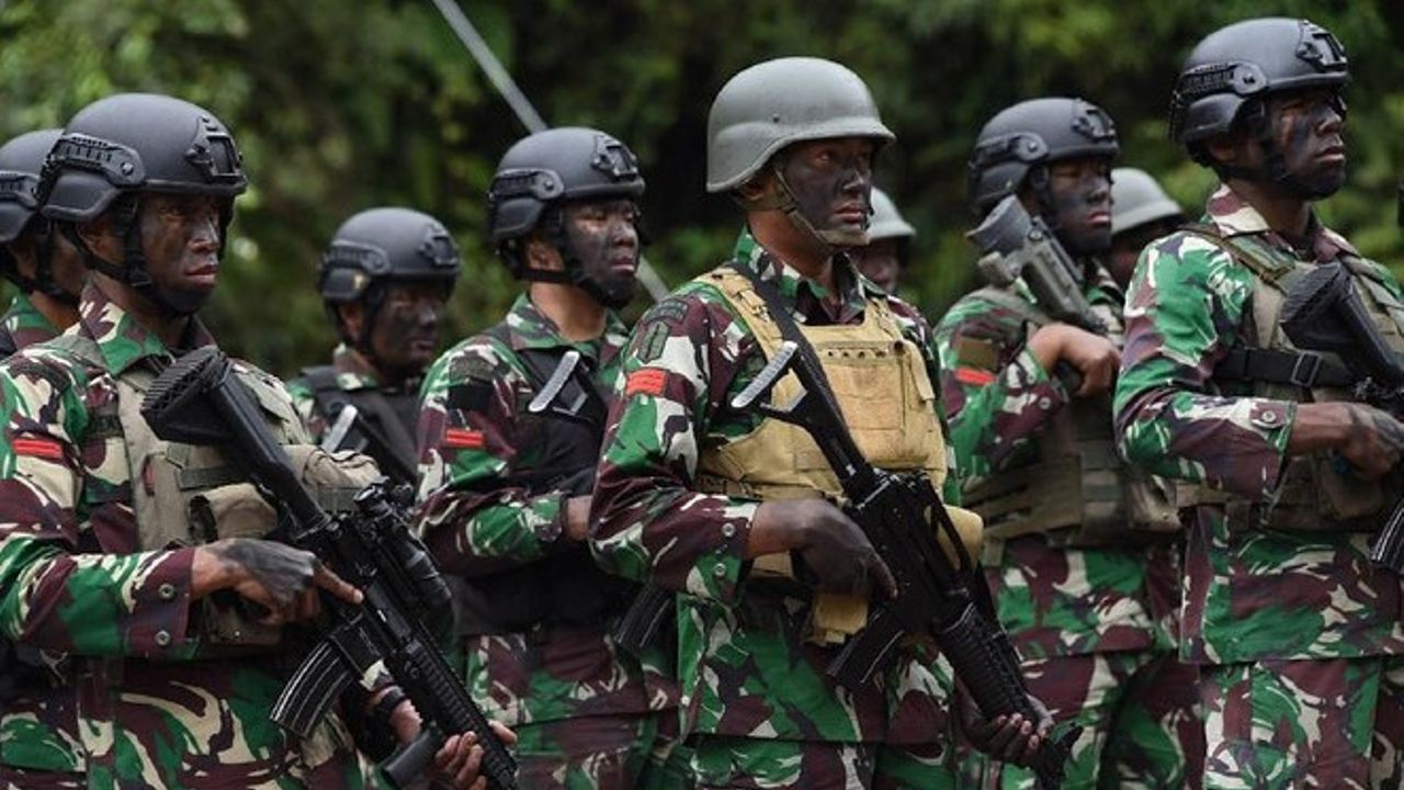 KKB di Papua Kembali Beraksi: Mobil TNI Diberondong Peluru, Tiga Orang Terluka