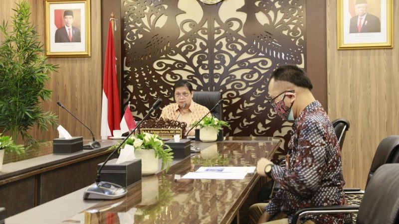 Jokowi Perpanjang PPKM Jawa-Bali Hingga Bulan Depan, Mal Dan Restoran ...