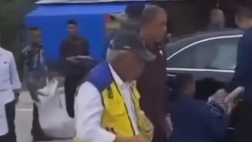 Viral Ban Mobil Presiden Bocor di Jateng, Istana: Sedang Pengemasan Kaos