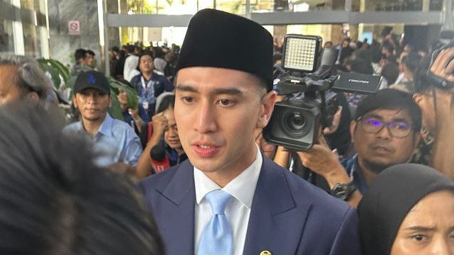 Resmi Dilantik Jadi DPR, Verrel Bramasta Janji Kawal Isu Anak Muda