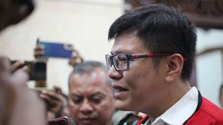 Tak Terbukti Bersalah, PN Surabaya Vonis Bebas Gregorius Ronald Tannur Kasus Pembunuhan