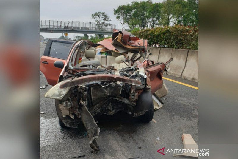 Dua Orang Tewas Akibat Kecelakaan di Tol Purbaleunyi