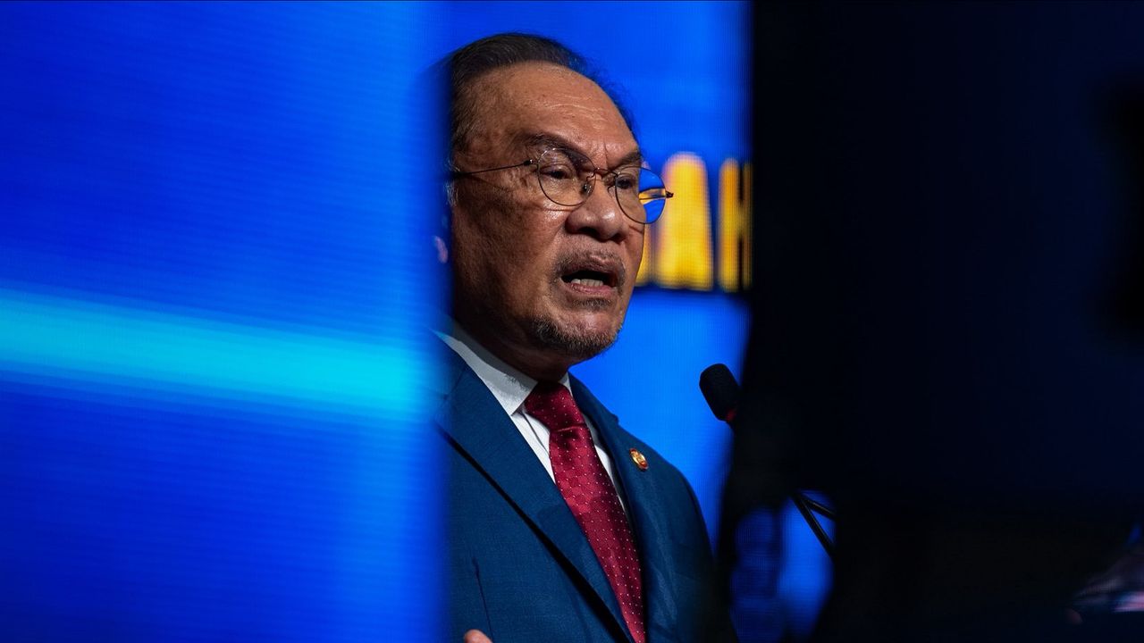 Malaysia Batasi Konsumsi BBM Subsidi untuk Warganya di Tengah Potensi Krisis