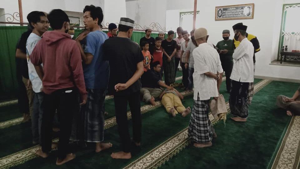 Meninggal Dunia Saat Salat Asar, Jemaah Tetap Masjid Katangka Ini Bikin Gowa Berduka
