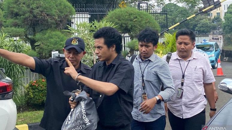 Siap Hadapi Sidang, Vadel Badjideh Bawa Bukti Ponsel Terkait Kasus Aborsi Anak Nikita Mirzani