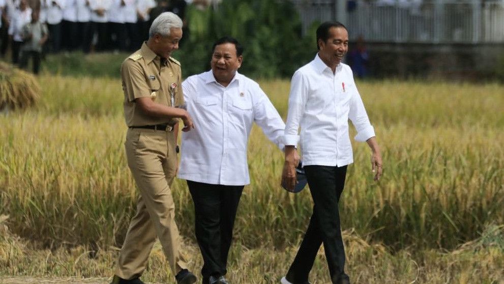 Ditanya Siapa Lebih Cocok Jadi Capres dan Cawapres dari Duet Prabowo-Ganjar, Jokowi: Ideal Semua
