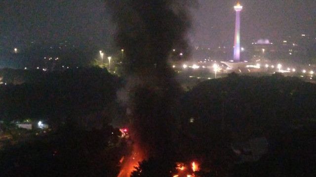 Ratusan Kios Lenggang Jakarta Monas Kebakaran, Polisi: Api Berasal dari Kios Tas Pak Lubis