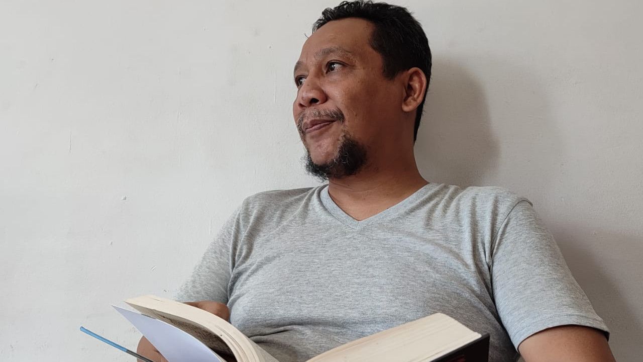 Jelang Ultah Makassar, Kadishub Iman Hud Bikin Heboh: Bagi-Bagi Uang ke Warga