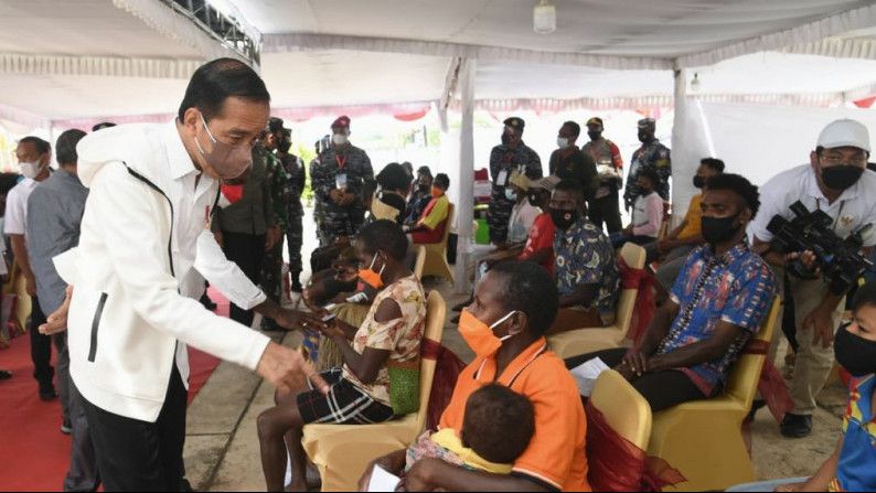 Tegas! Jokowi Pastikan Vaksin COVID-19 Merata dari Sabang hingga Merauke