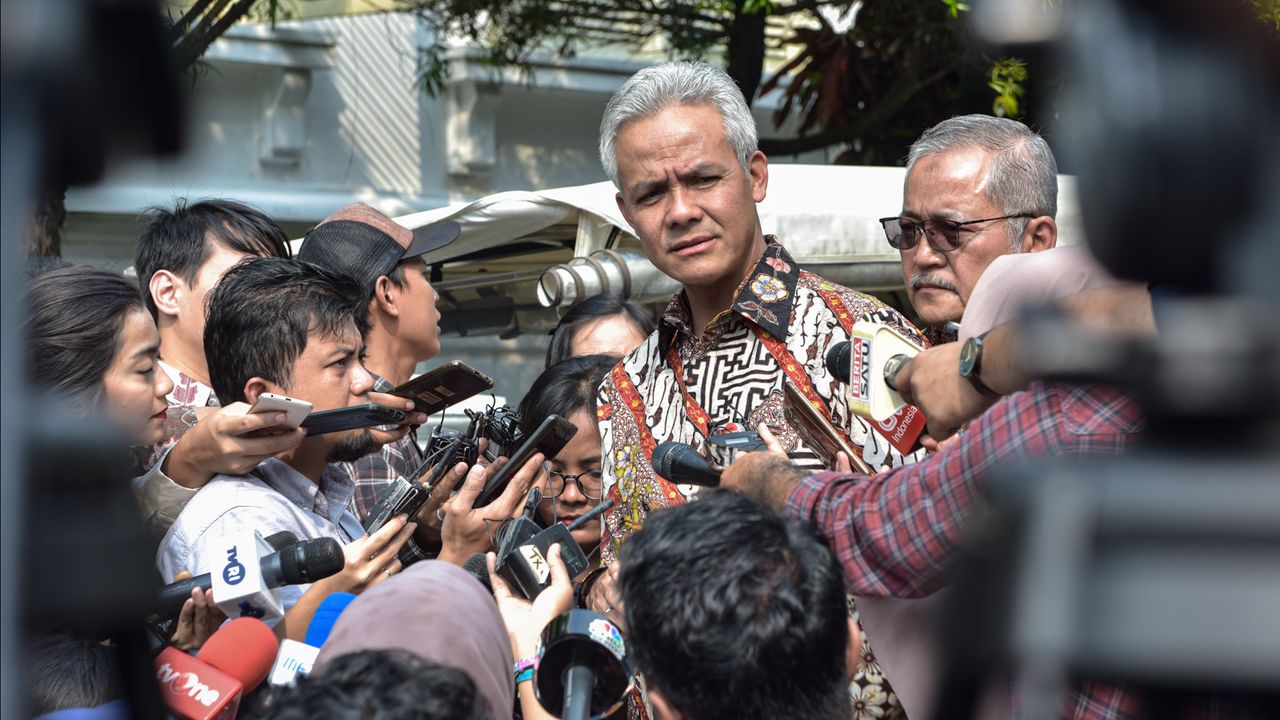 Ganjar Temui Amran Sulaiman di Makassar, Konsolidasi Pilpres 2024?