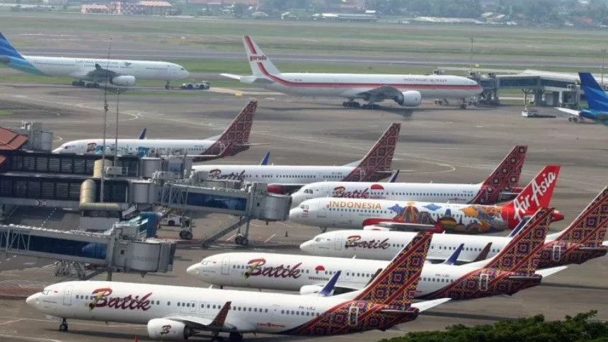 Menparekraf Sandiaga Uno Sebut Harga Tiket Pesawat Domestik Turun, Jakarta-Bali Hanya Rp700.000