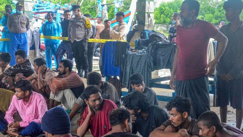 Pengungsi Rohingya Diduga Punya KTP Palsu, Menko PMK Minta UNHCR Tanggung Jawab