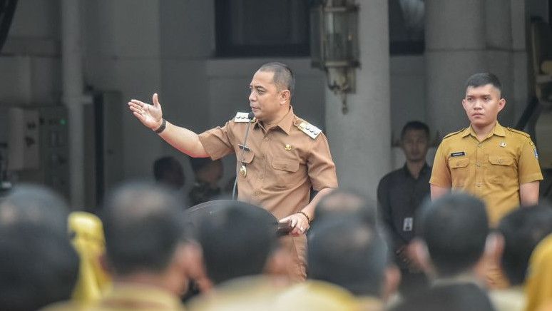 Wali Kota Eri Cahyadi Akan Terapkan Aturan ASN Surabaya Bisa Bekerja Dari Mana Saja Tahun 2024