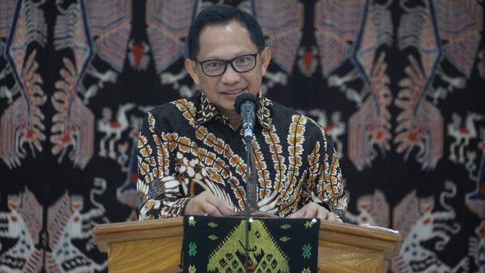 Mendagri Tito Nilai Wacana Pilkada Serentak Dimajukan ke September 2024 Cukup Rasional