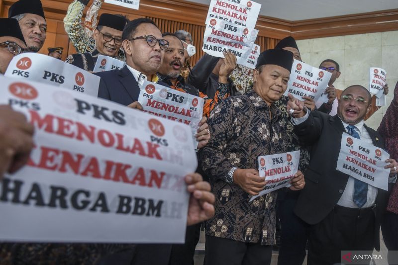 Fraksi PKS Walk Out Tolak Harga BBM Naik Saat Rapat Paripurna, Puan Maharani: Beda Pandangan Itu Sudah Biasa