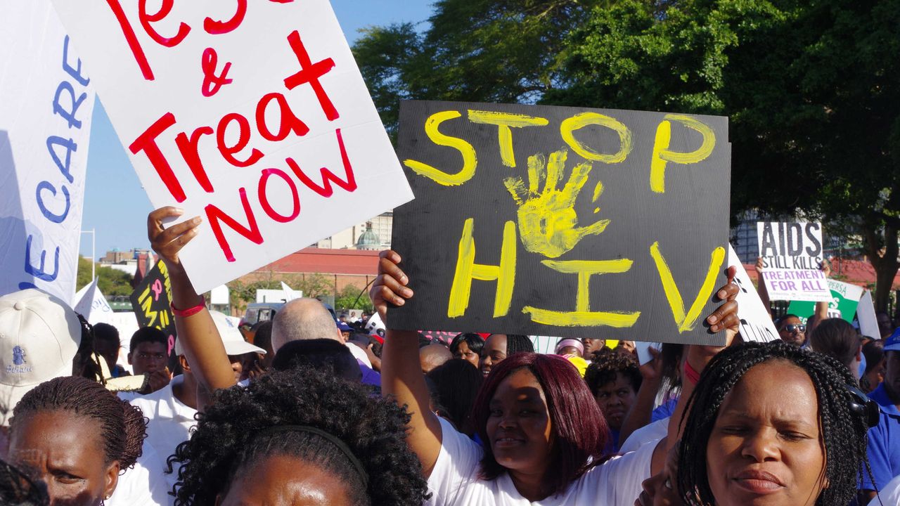 Efek Samping Pandemi adalah Krisis Obat ARV Bagi Penderita HIV