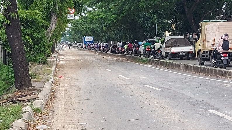 Penampakan Proyek Gorong-gorong di Jalan I Gusti Ngurah Rai Jakarta Timur Molor, Pemkot: Karena Faktor Teknis