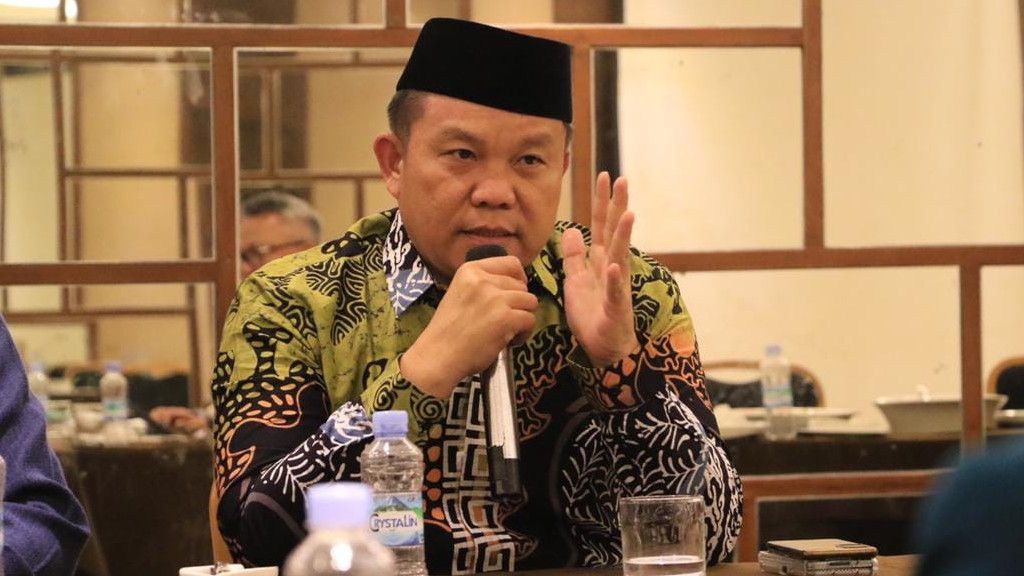 Ketua DPRD Lutim Ogah Salaman ke Warga, Pas Viral Ngaku kalau Jabat Tangan Itu Kebiasaannya