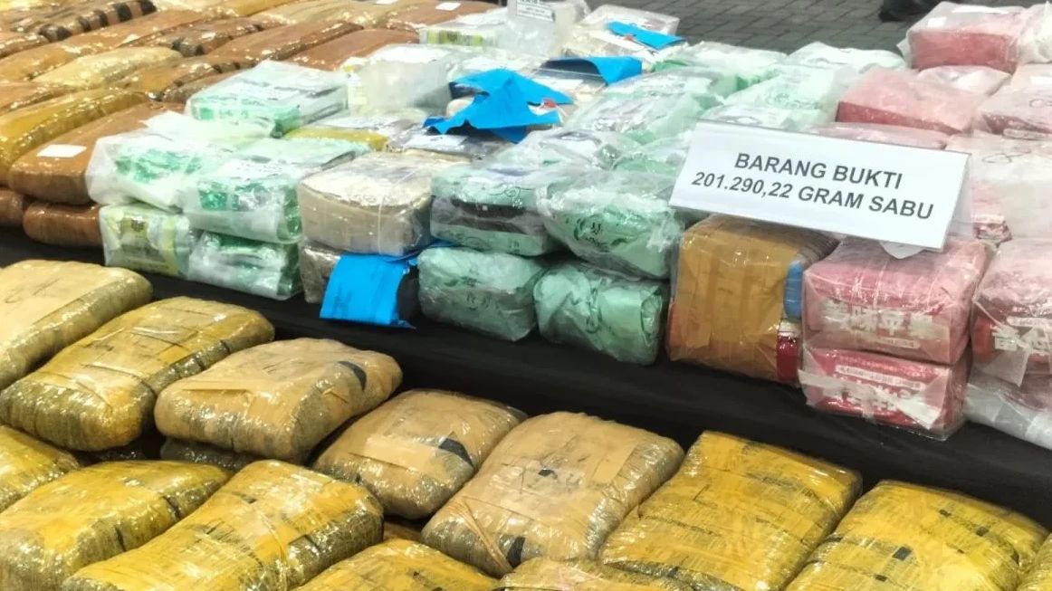 Gudang di Perumahan Elite Makassar Jadi Sarang 13 Kg Sabu, Polisi Ungkap Sindikat Jaringan China