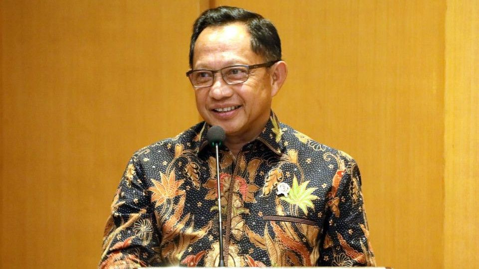 Tito Karnavian Bakal Dicopot dan Diganti dengan Muzani sebagai Mendagri?