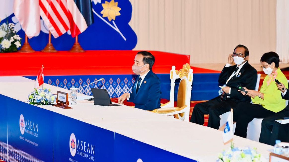 Di Pertemuan ASEAN, Presiden RI Ingatkan Kawasan Waspada Terhadap Gelombang Krisis