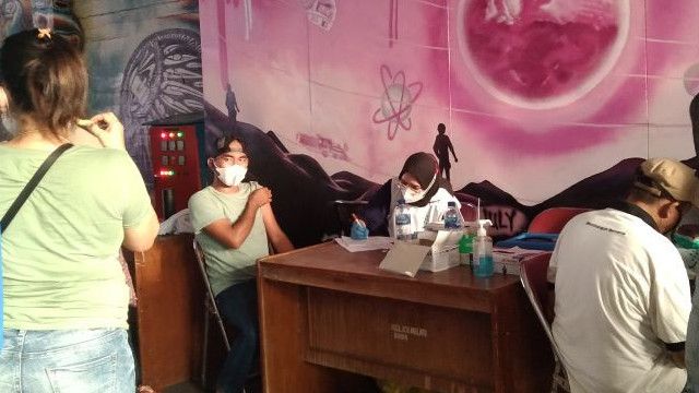 Wagub DKI Minta Pengunjung Citayam Fashion Week untuk Vaksin Penguat: Momentum Ada Keramaian