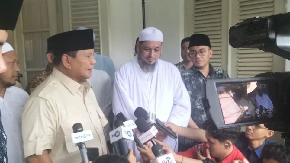 Prabowo Sowan ke Habib Ali Kwitang, Minta Restu Bekerja untuk Rakyat