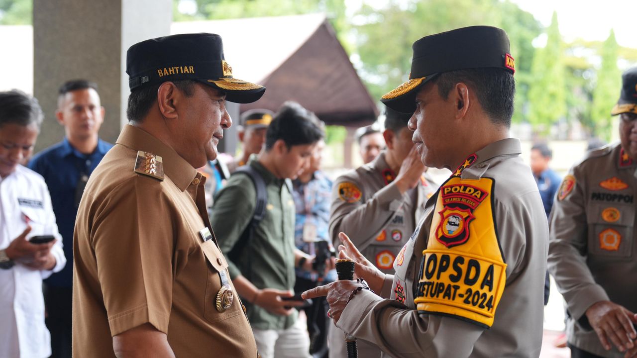 Pj Gubernur Sulsel Bahtiar Minta Masyarakat Bantu Pemudik untuk Beristirahat