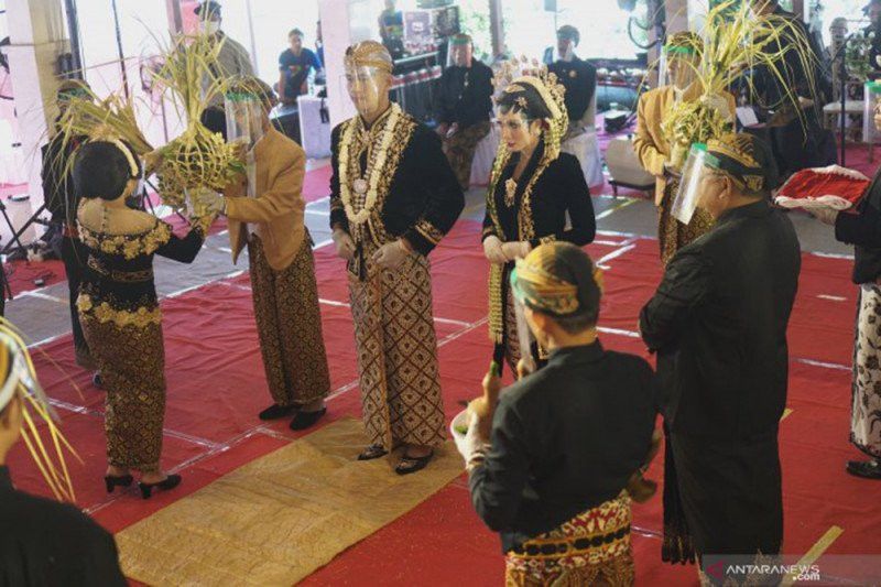 Klaster Hajatan Ditemukan di Surabaya, Prasmanan Sebaiknya Ditiadakan