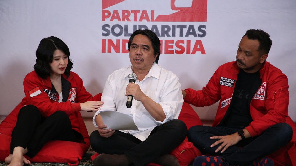Ade Armando Tuding Ada Kontrak Politik Antara Ganjar dan PDIP soal Pemilihan Menteri