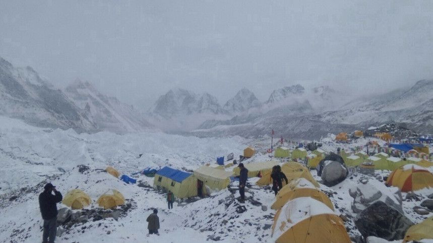 Pendaki Everest Satu Per Satu Terinfeksi Covid-19, Nepal Tepis Isu Wabah